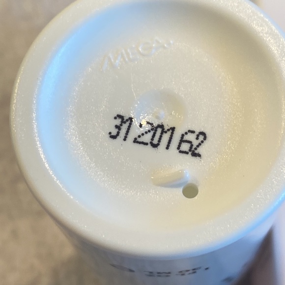 Joanna Vargas Magic Serum Soothe and Strengthen - Picture 6 of 7